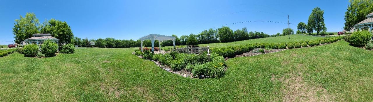 Rabbit Creek Bed & Breakfast Versailles Exterior foto