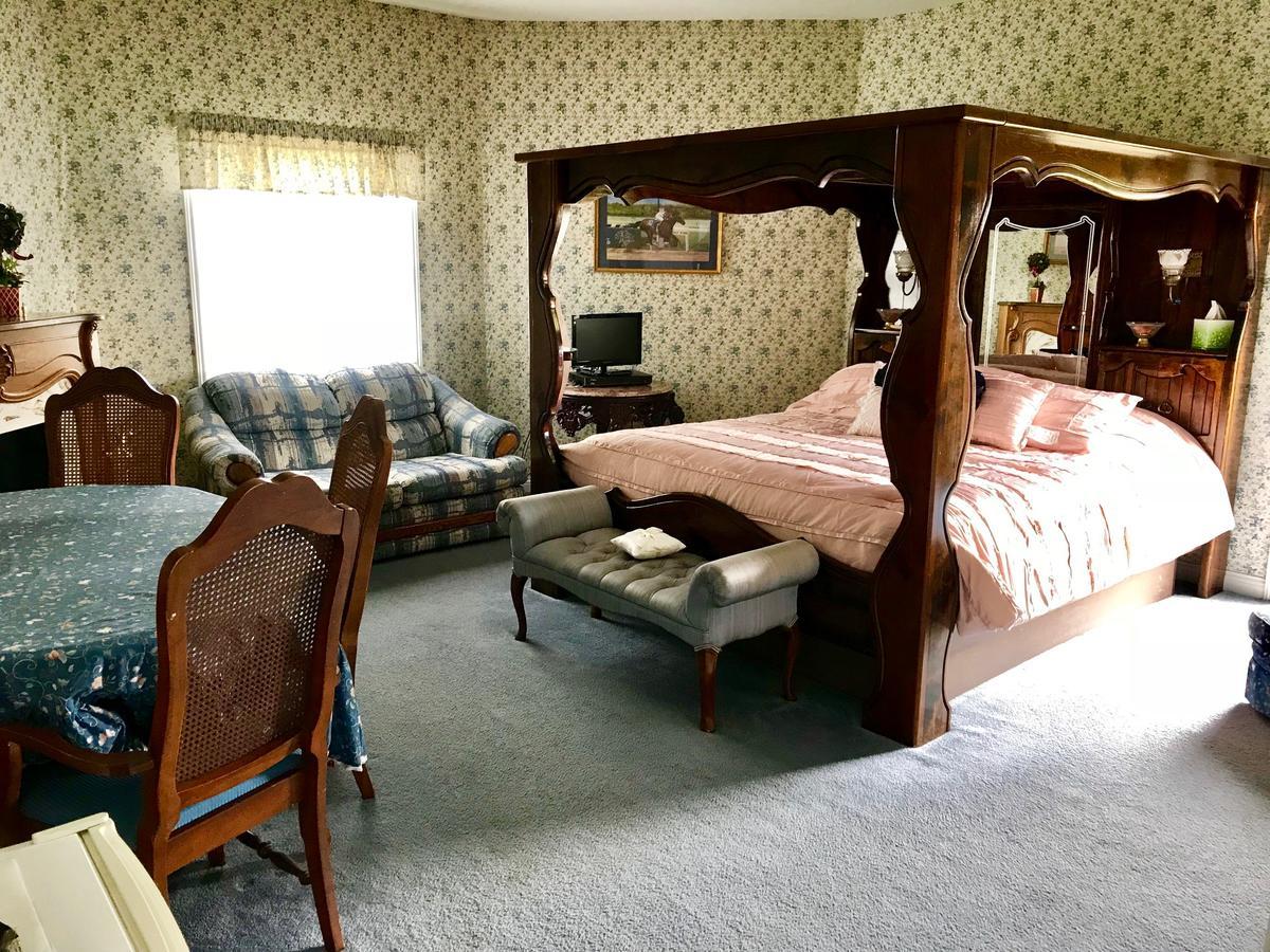 Rabbit Creek Bed & Breakfast Versailles Exterior foto